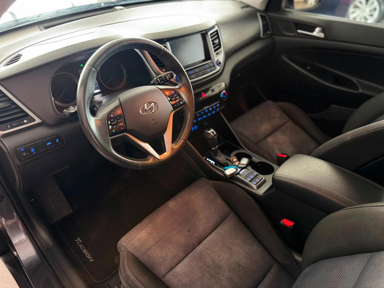Hyundai Tucson 1.7 CRDi XPossible ***per commercianti***