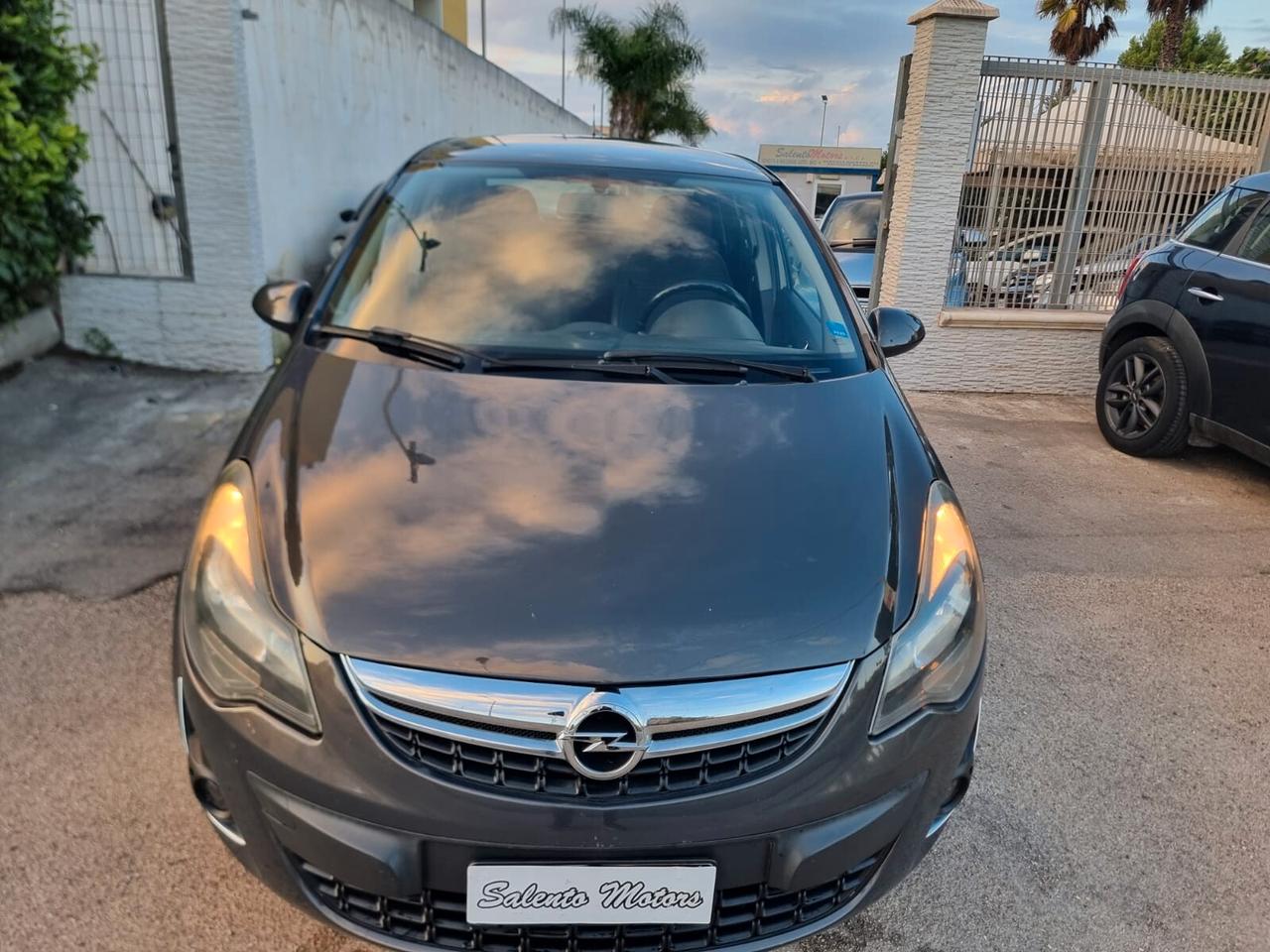 Opel Corsa 1.2 85CV 5 porte GPL-TECH Edition