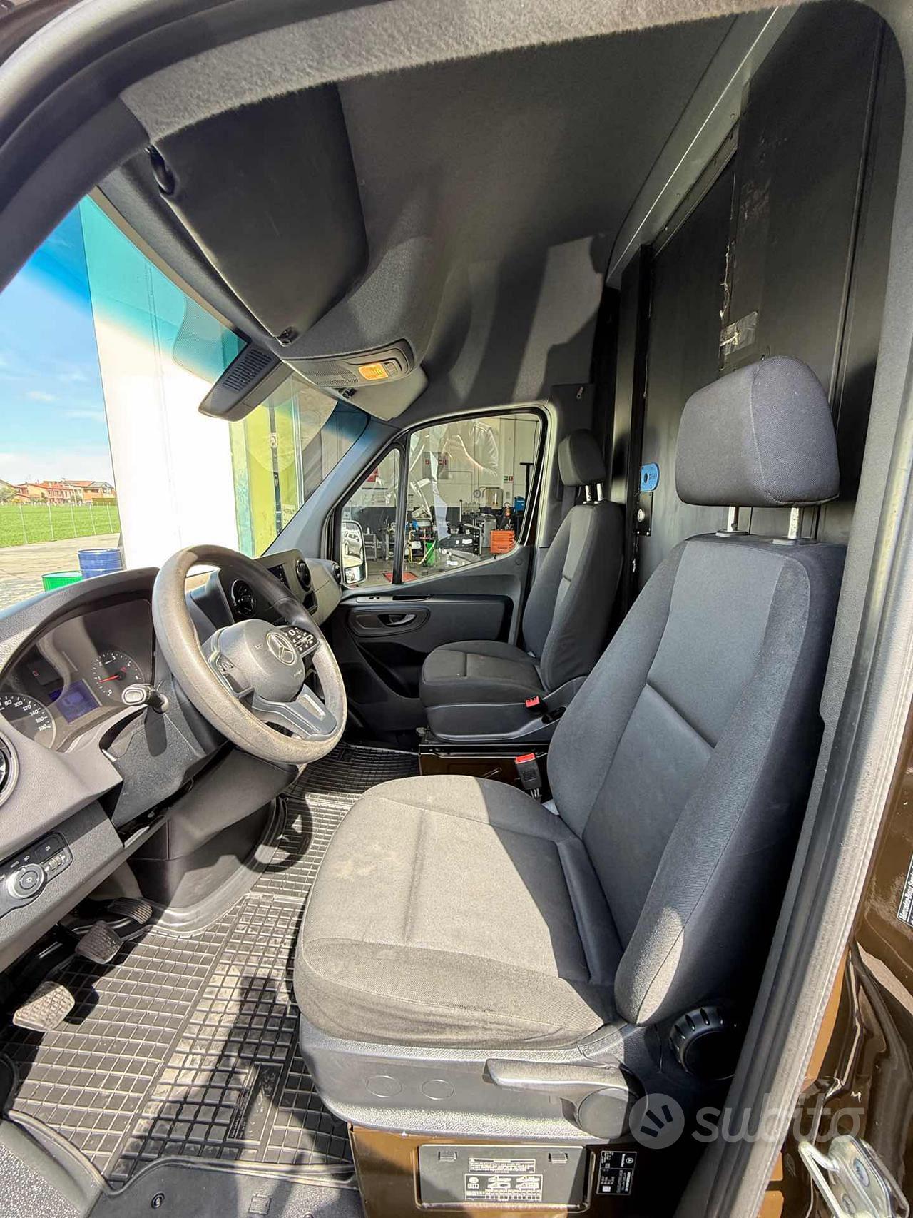 MERCEDES-BENZ Sprinter F39/33 311 CDI FWD TA Fur
