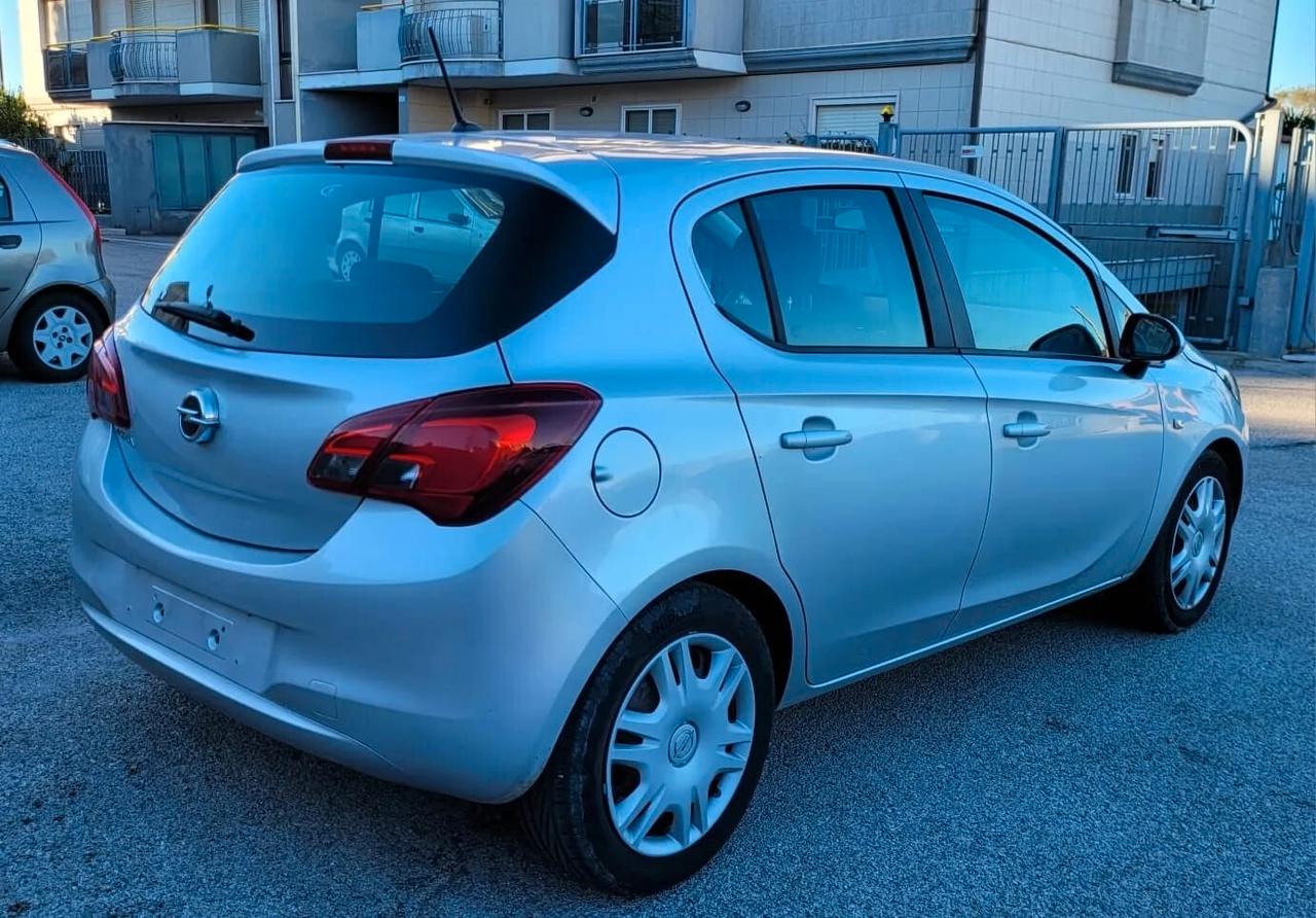 Opel Corsa 1.2 5 porte GPL