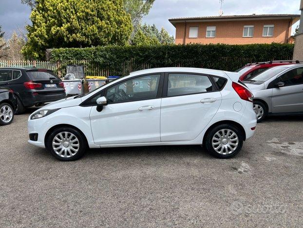 Ford Fiesta Ford Fiesta 1.4 Gpl 2015