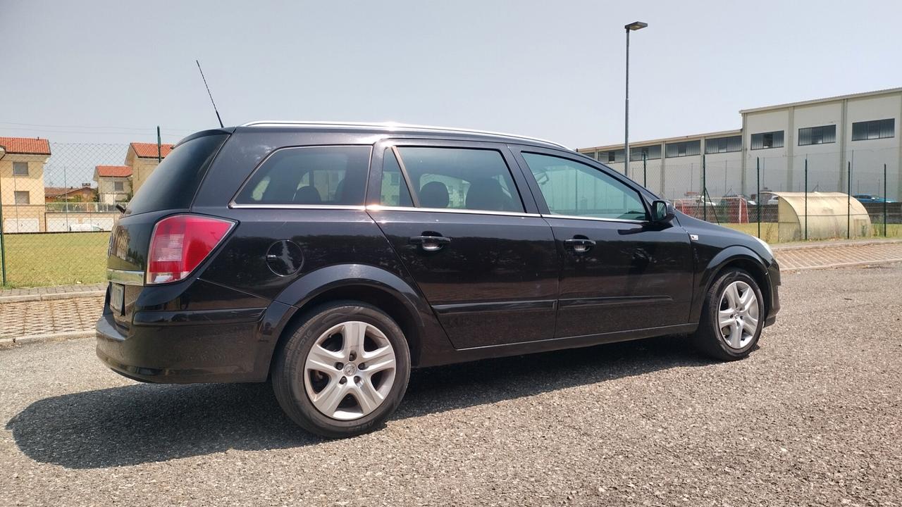 Opel Astra 1.4 16V t Station Wagon METANO
