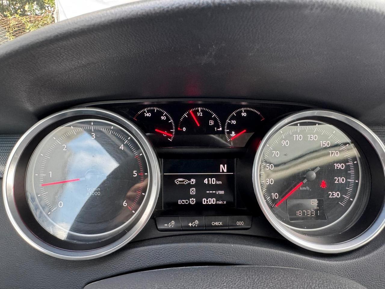 Peugeot 508 1.6 e-HDi 115CV S&S SW Ciel Active