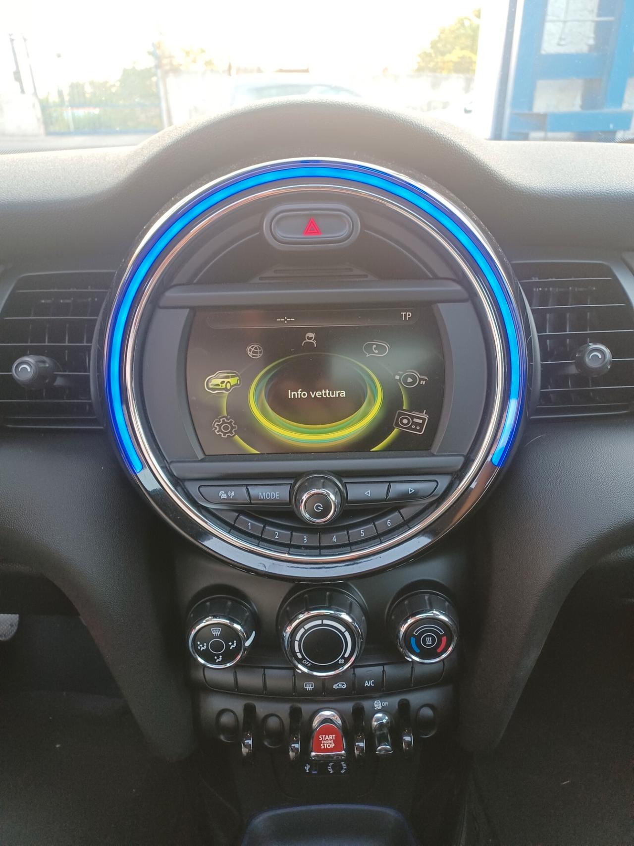 Mini 1.2 Benzina 5 porte Tetto PDC 2015