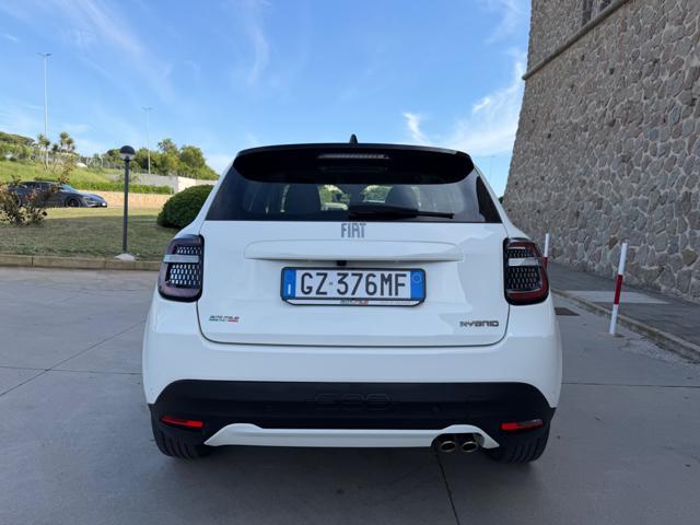 FIAT 600 HYBRID 145CV DCT MHEV+NAVI+RCAM+2PDC+LED