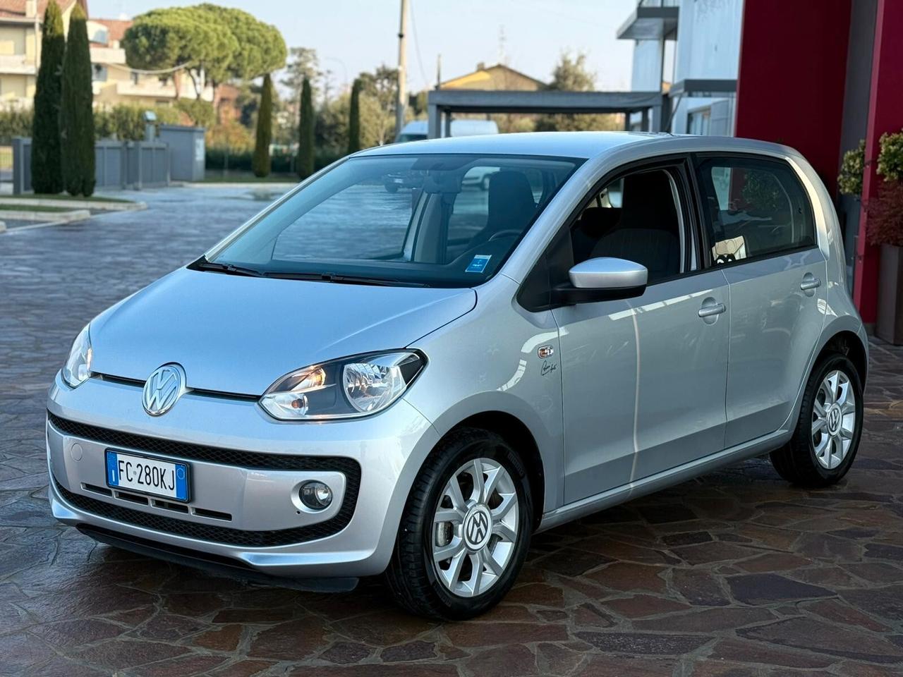 Volkswagen up! 1.0 75 cv