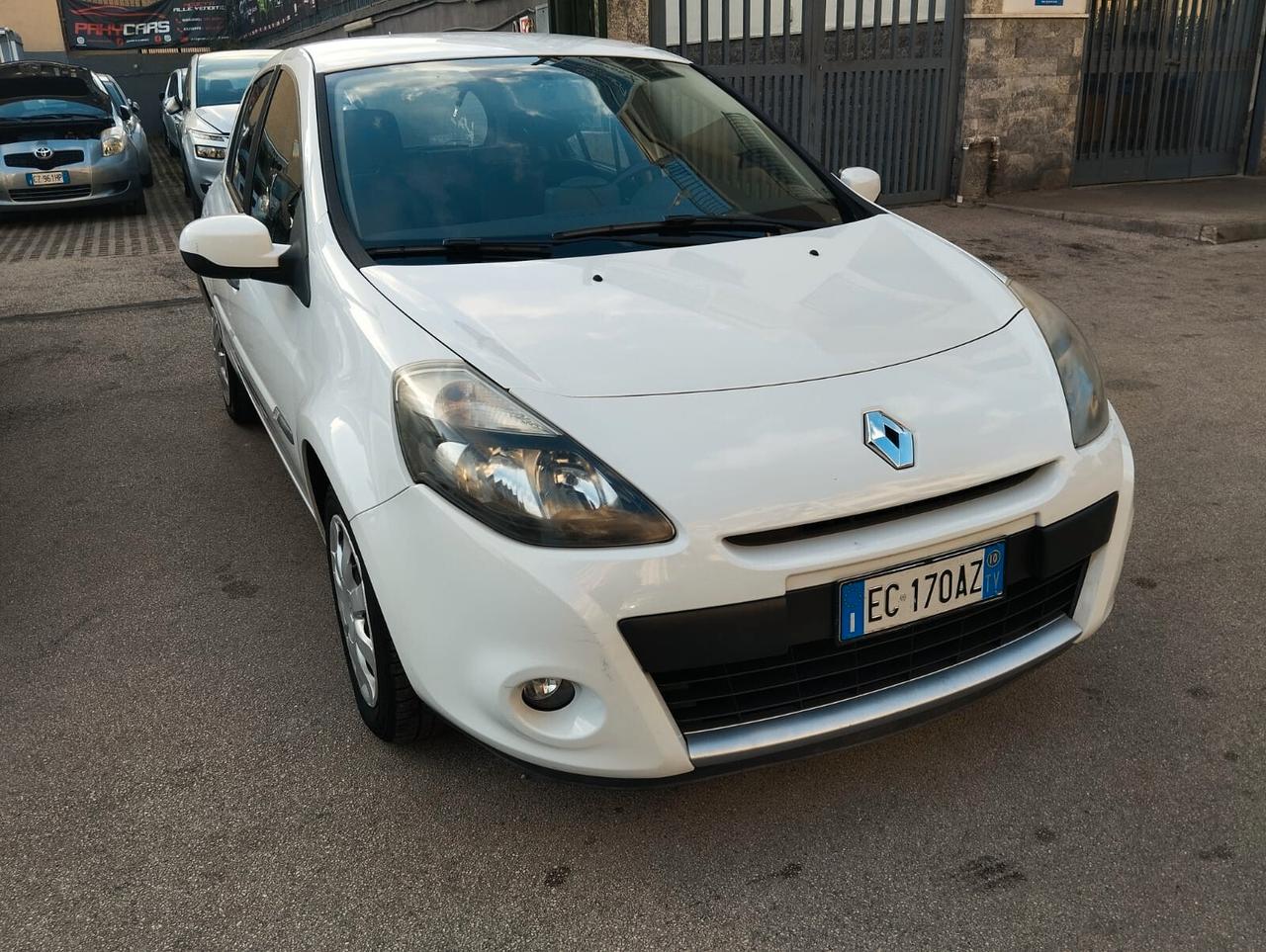 Renault Clio 1.2 16V 5P GPL DYNAMIQUE