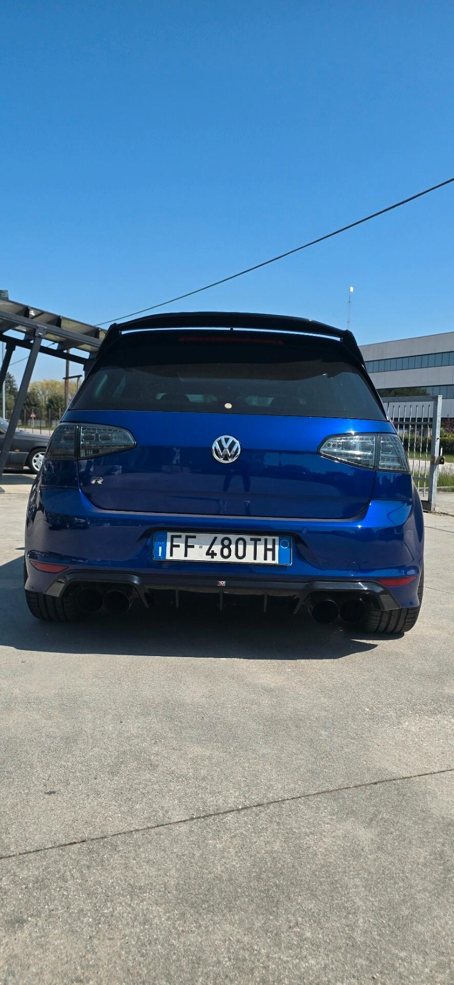 Volkswagen Golf R