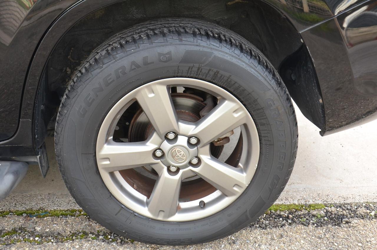 Toyota RAV 4 RAV4 2.2 D-4D 150 CV Lounge