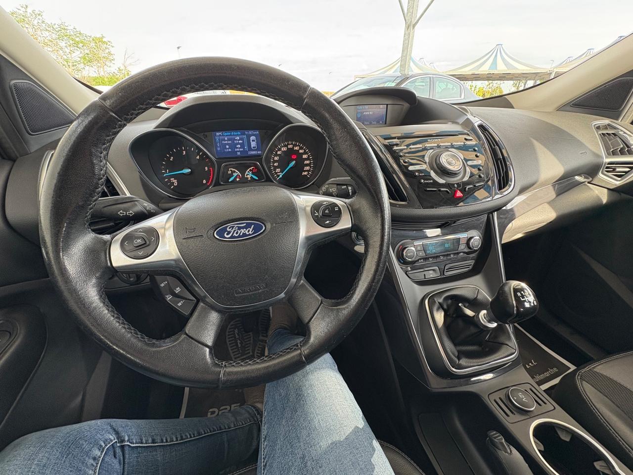 Ford Kuga 2.0 TDCI 140 CV 2WD Titanium