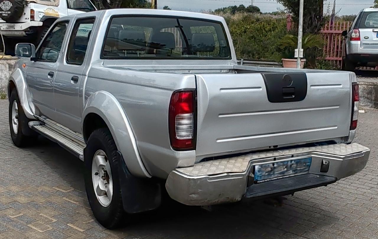 Nissan Navara Pick-up 2.5 TD 4 porte Double Cab