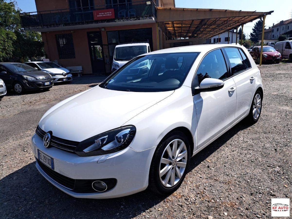 VOLKSWAGEN - Golf 1.6 tdi Highline 5p