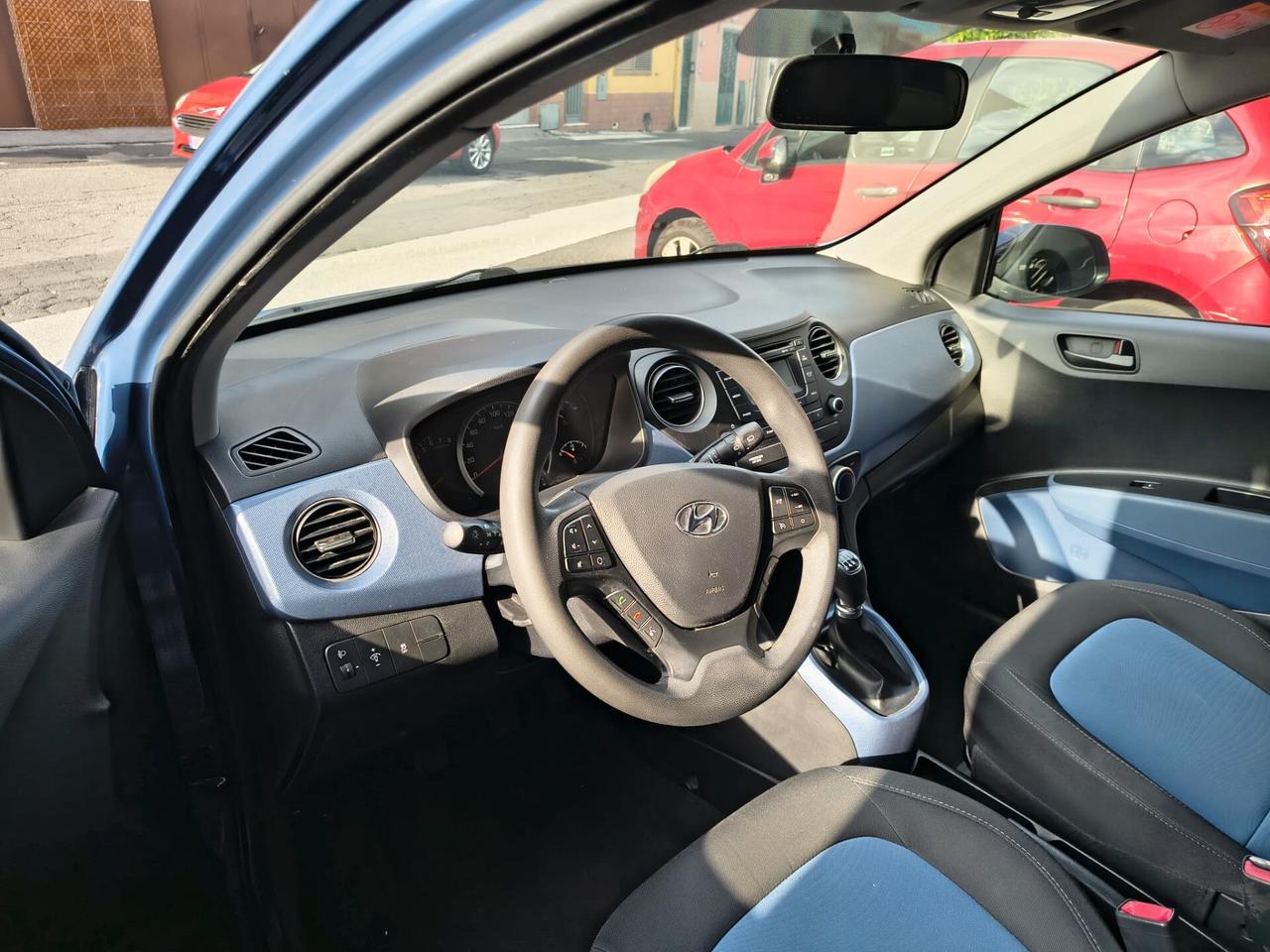 Hyundai i10 1.0 MPI Sound Edition - 2016