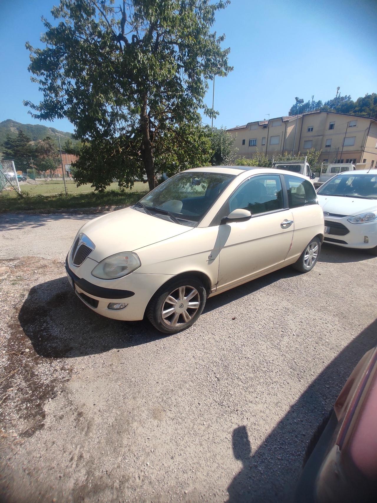 Lancia Ypsilon 1.3 Multijet 16V Platino