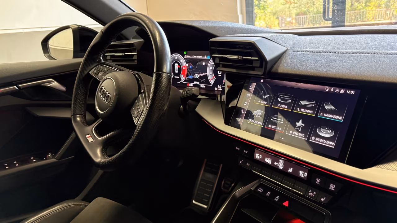 Audi A3 SPB 30 TDI S line edition