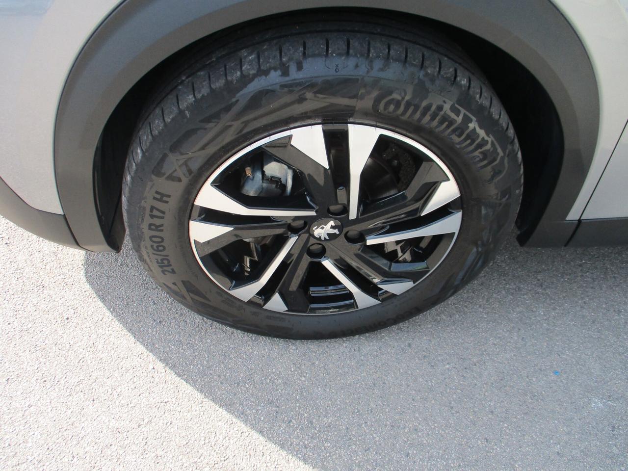 Peugeot 2008 PureTech 130 S&S Allure Pack