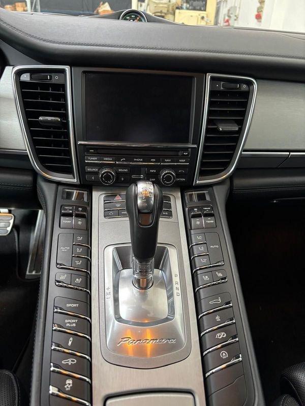 Porsche Panamera Panamera 4S 4.8 V8 400 CV