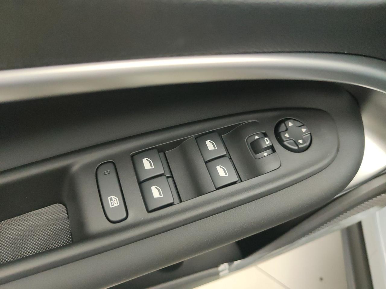 JEEP Avenger 1.2 E-HYBRID 145CV UPLAND 4XE EDCT6