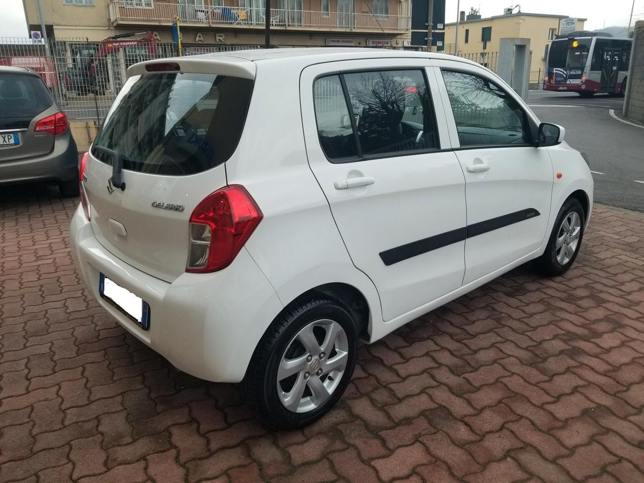 Suzuki Celerio 1.0 Style AUTOMATICA