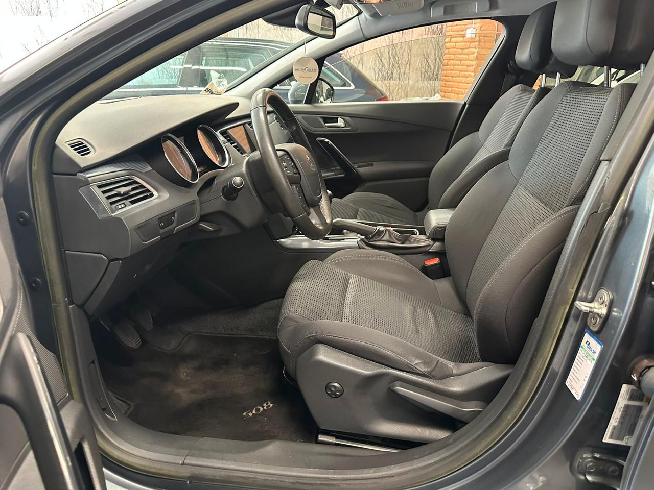Peugeot 508 1.6 e-HDi 115CV S&S SW Ciel Business