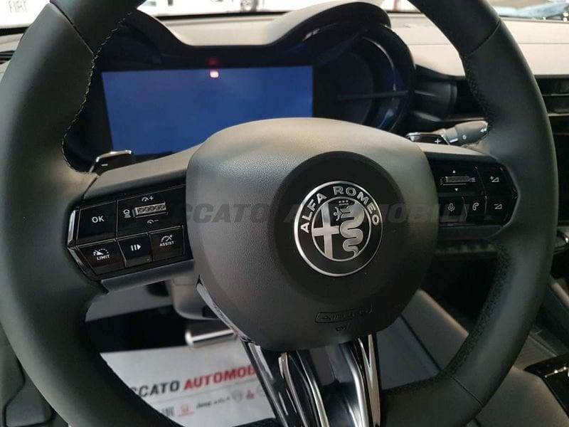 Alfa Romeo Junior Junior 1.2 ibrida Speciale 136cv edct6