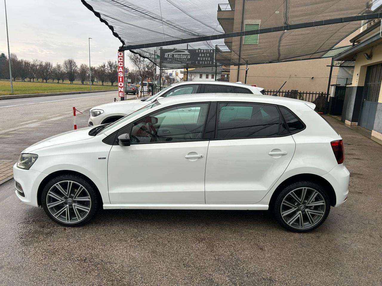 VW POLO 1.4 TDI 90CV DSG - EURO 6B - NEOPATENTATI