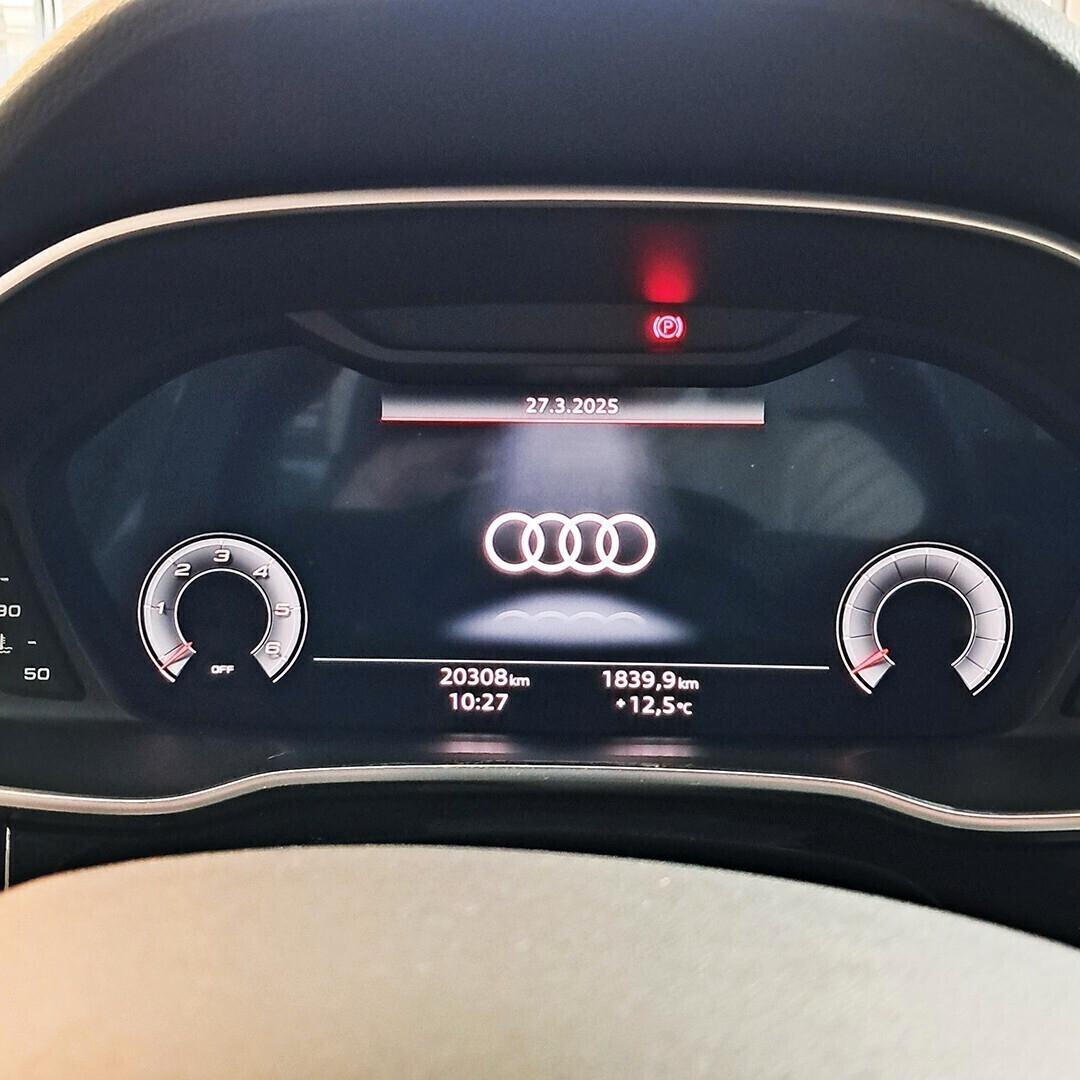Audi Q3 SPB 35 TDI S tronic Identity Black /PELLE/R20