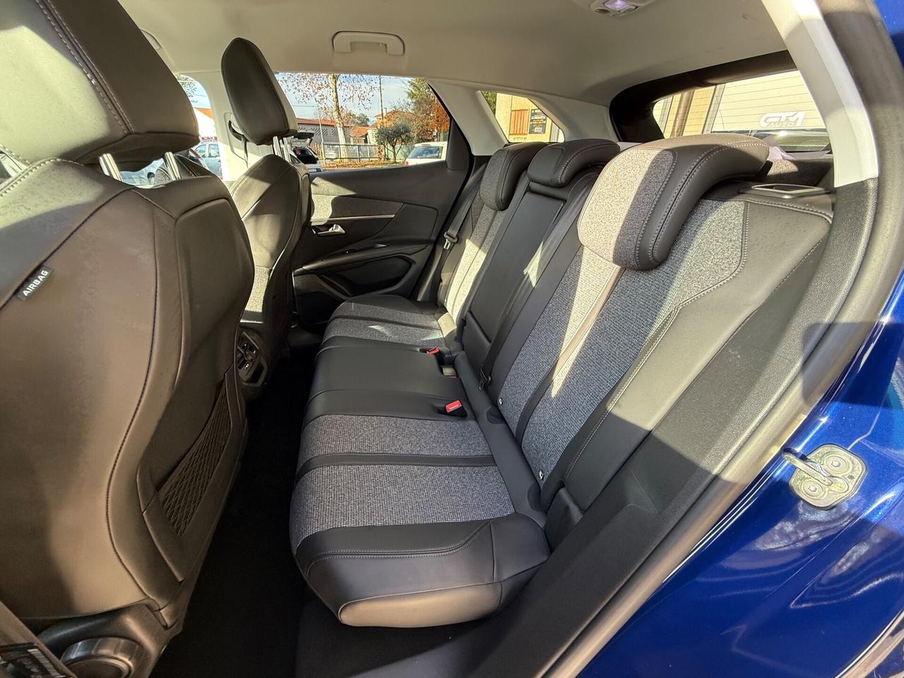 Peugeot 3008 -1.2 Benzina-Unico Proprietario