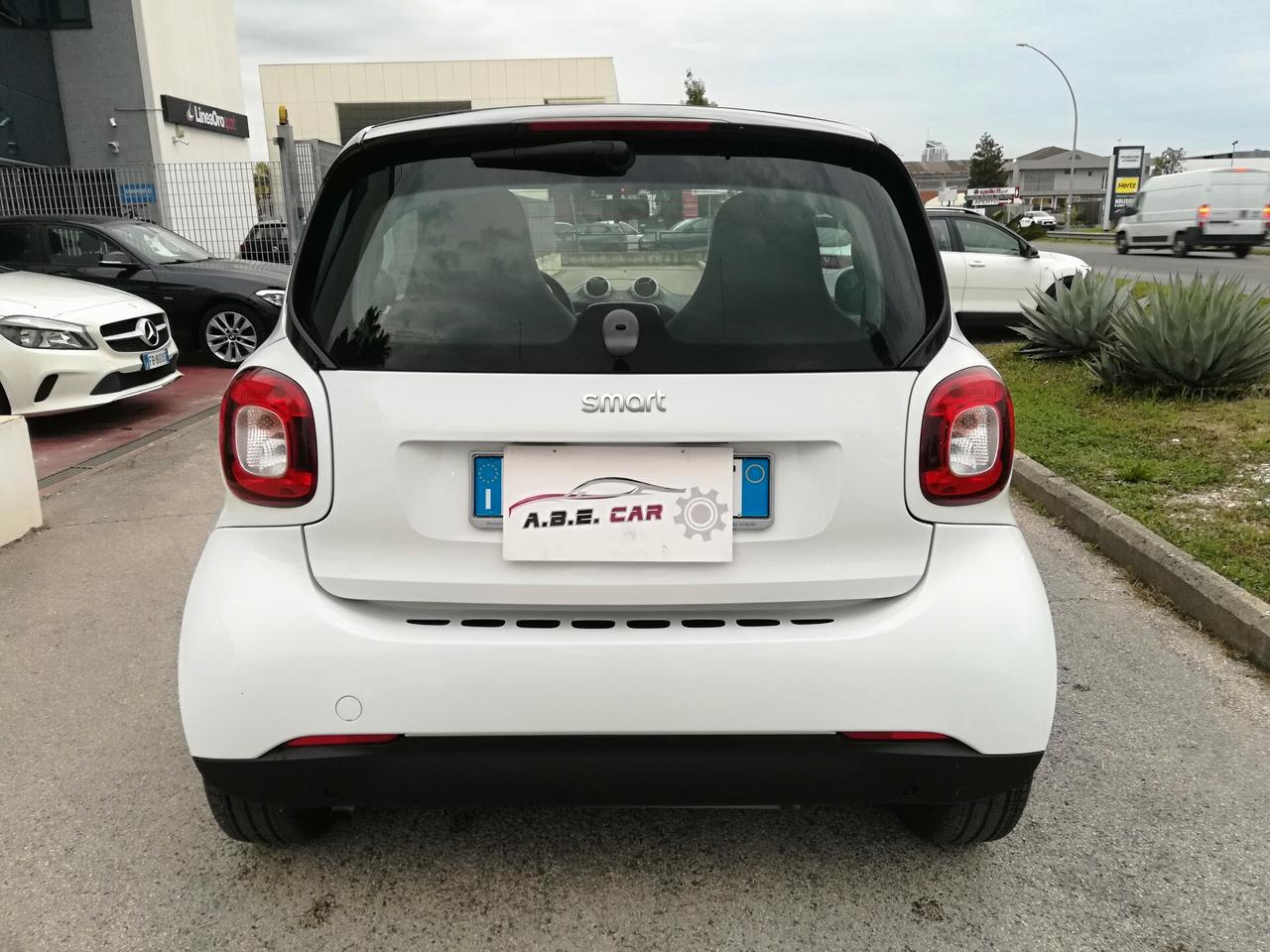 SMART - Fortwo - 70 1.0 twinamic Youngster - FINANZIABILE - VALUTAZIONE PERMUTE