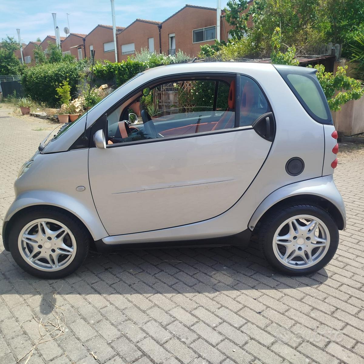 Smart benzina 700 con motore nuovo fatturato