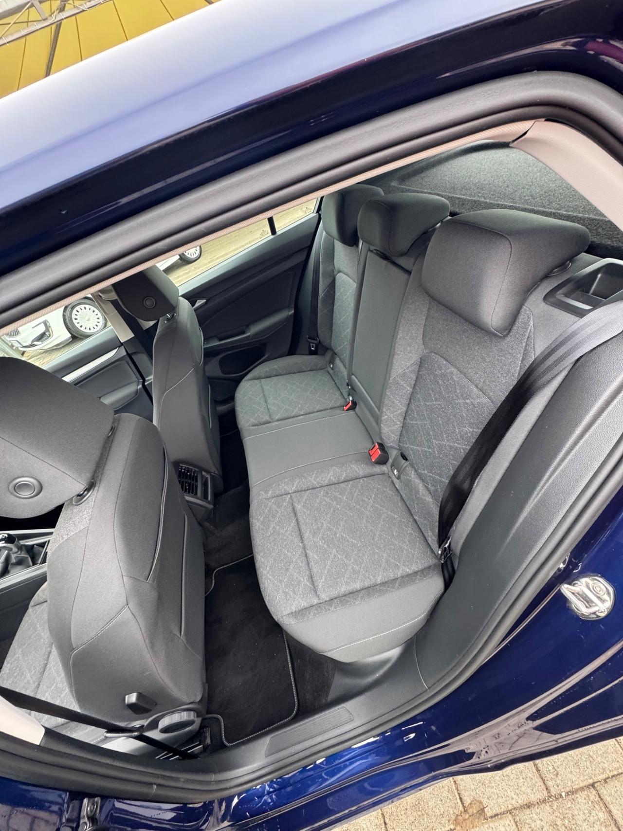 Volkswagen Golf 2.0 TDI SCR Style