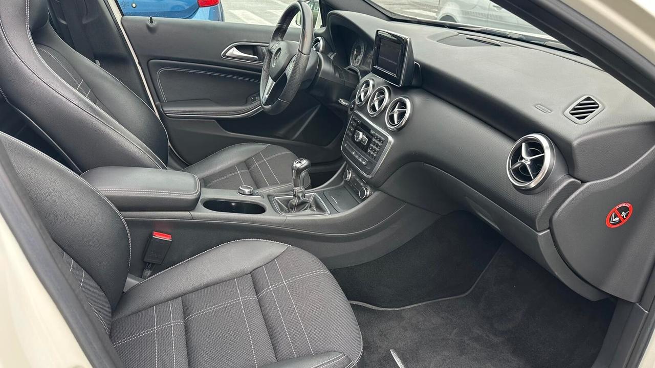 Mercedes-benz A 180 Premium
