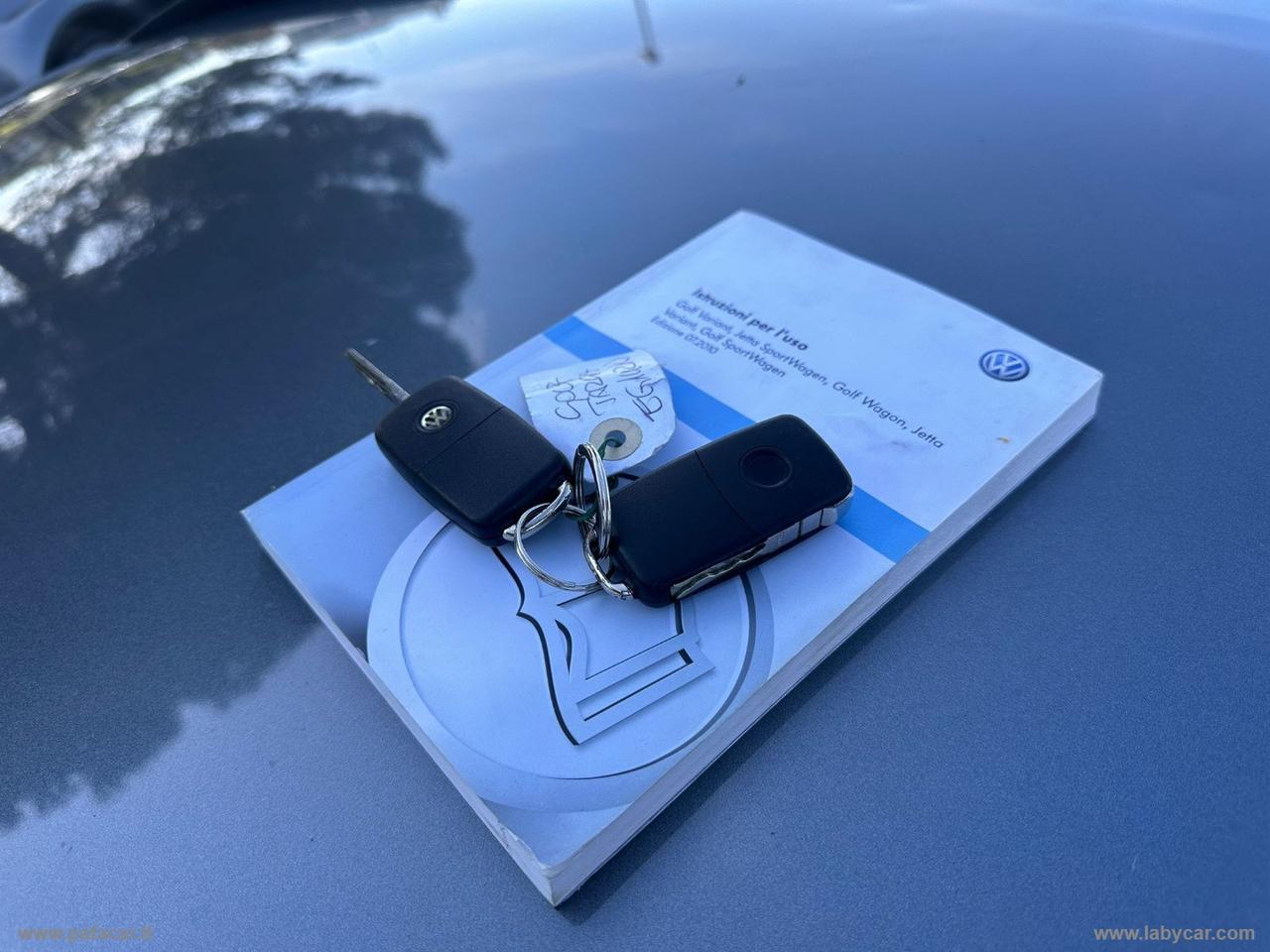VOLKSWAGEN Golf Variant 1.6 TDI DPF Highline