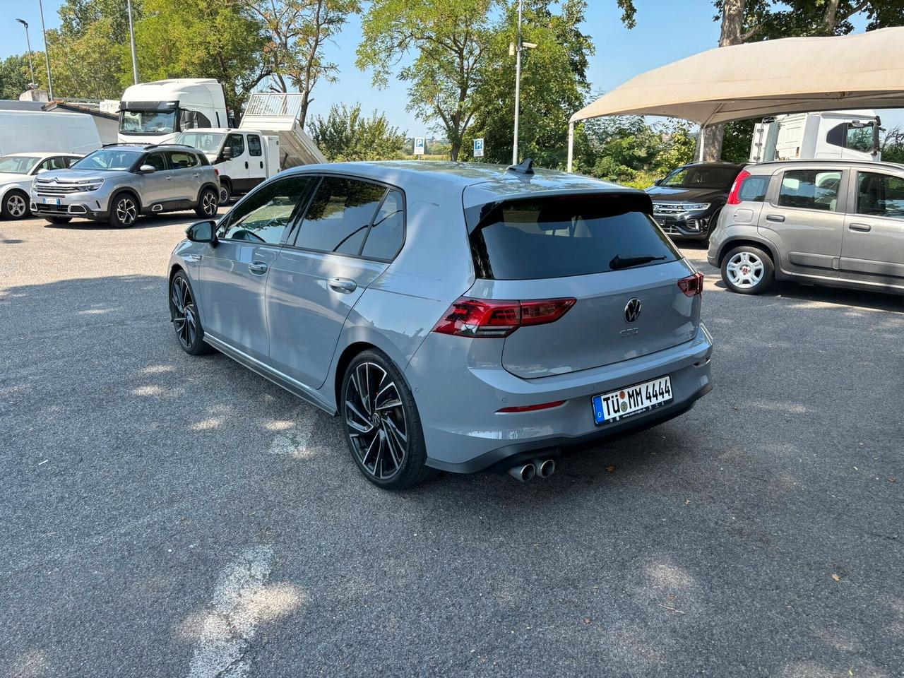 Volkswagen Golf 2.0 GTD 200 CV DSG