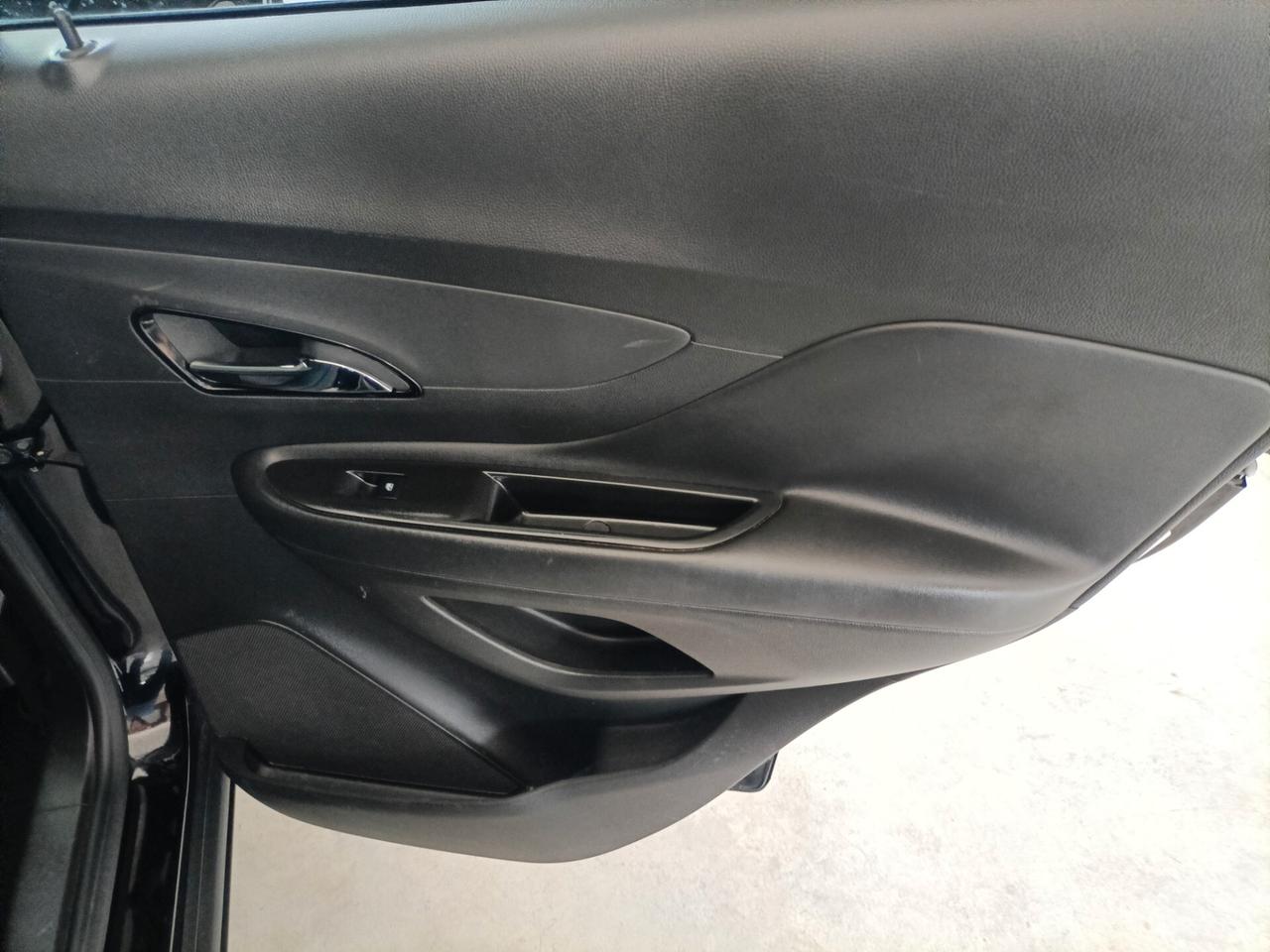 Opel Mokka X 1.6 CDTI Ecotec 4x2 Start&Stop Business 02/2018
