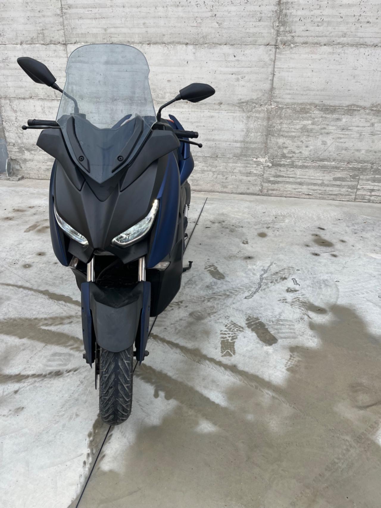 Yamaha xmax 300