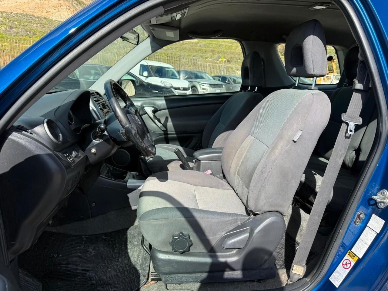 Toyota RAV 4 RAV4 2.0 Tdi D-4D cat 3 porte Sol