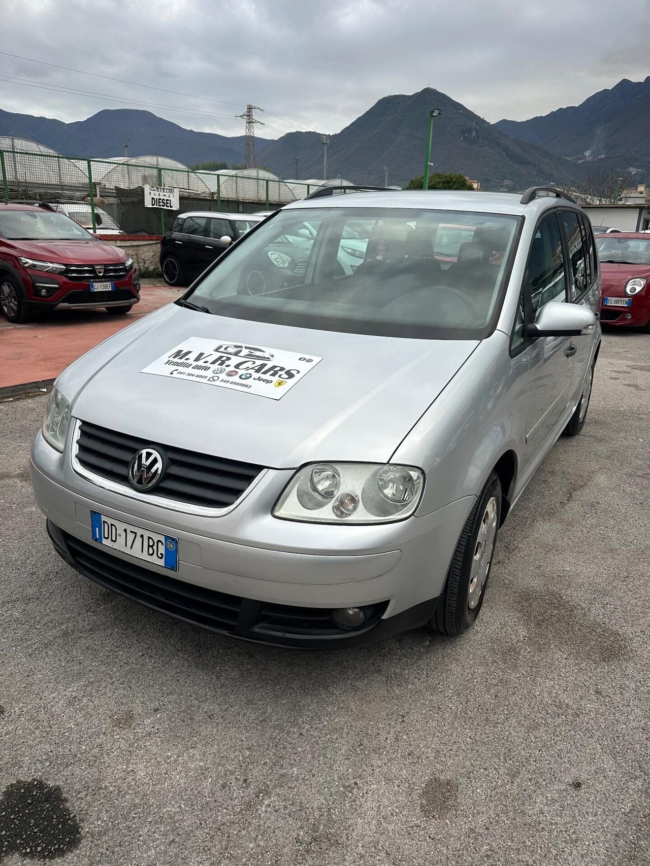 Volkswagen Touran 1.6 Trendline Bifuel G