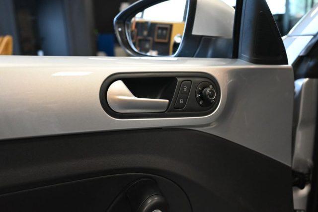 VOLKSWAGEN Maggiolino CABRIO 2.0 TDI SPORT BMT NAVI TEL 17"SENSORI FULL!