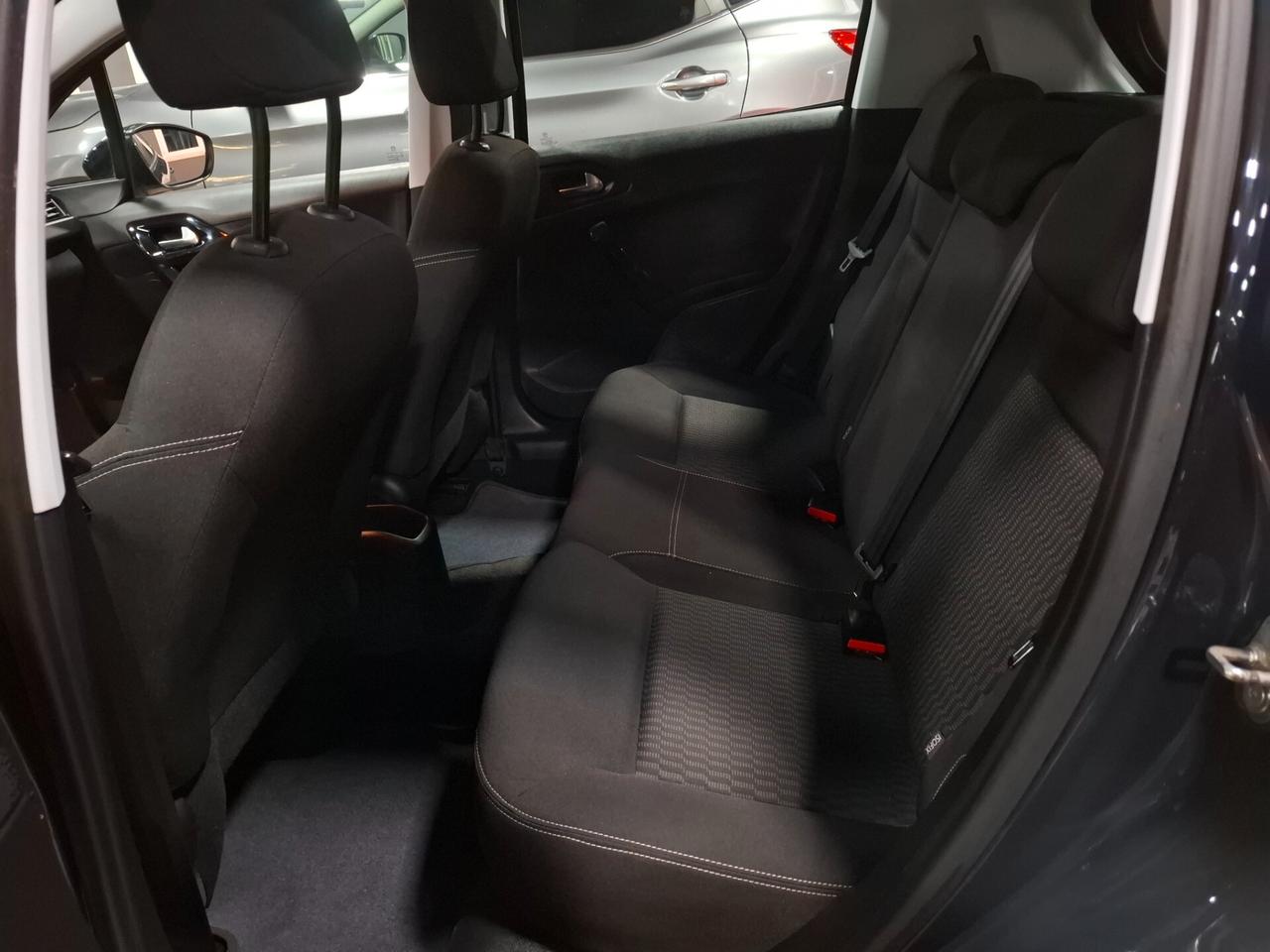 Peugeot 208 1.2 benzina NEOPATENTATO