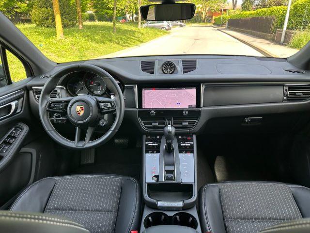 PORSCHE Macan 2.0 T