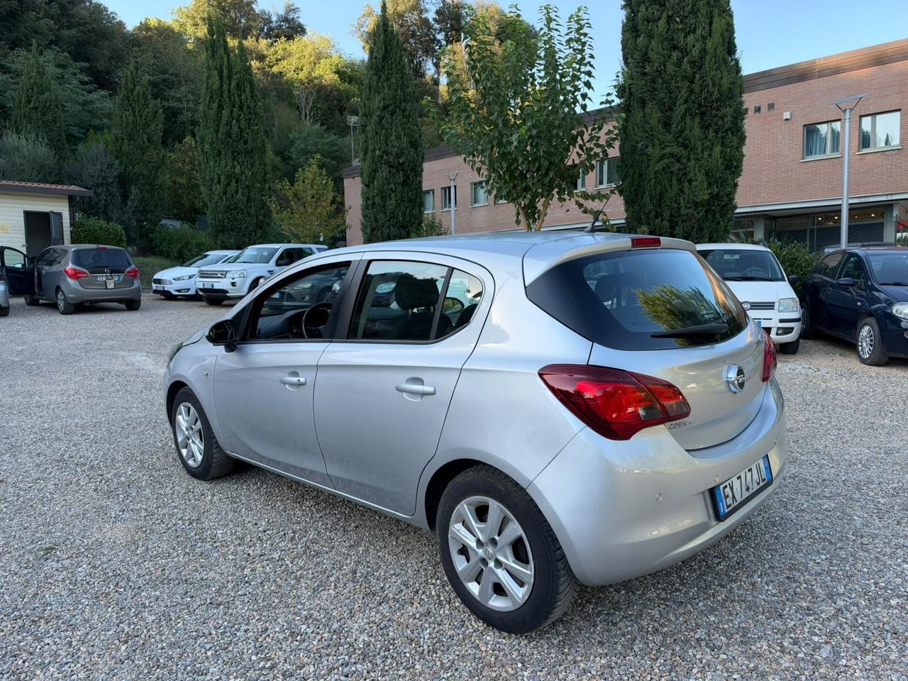 Opel Corsa 1.2 5 porte n-Joy