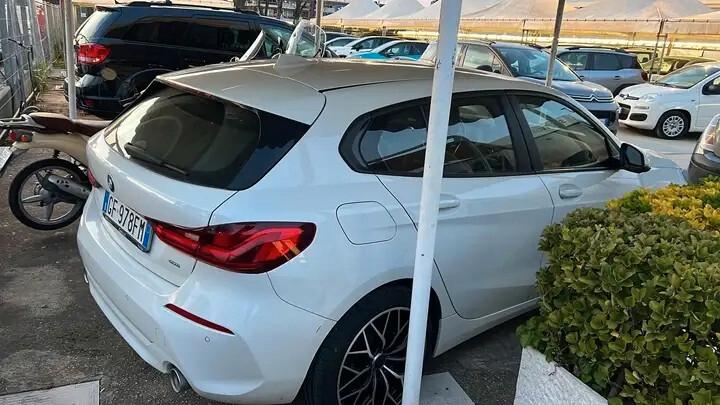 Bmw 118 118d 5p. Sport