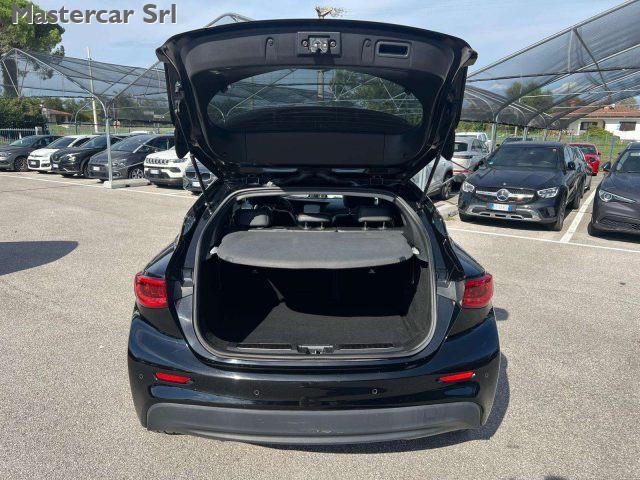 INFINITI Q30 Q30 1.5d Business Executive 109cv dct - FE386SR
