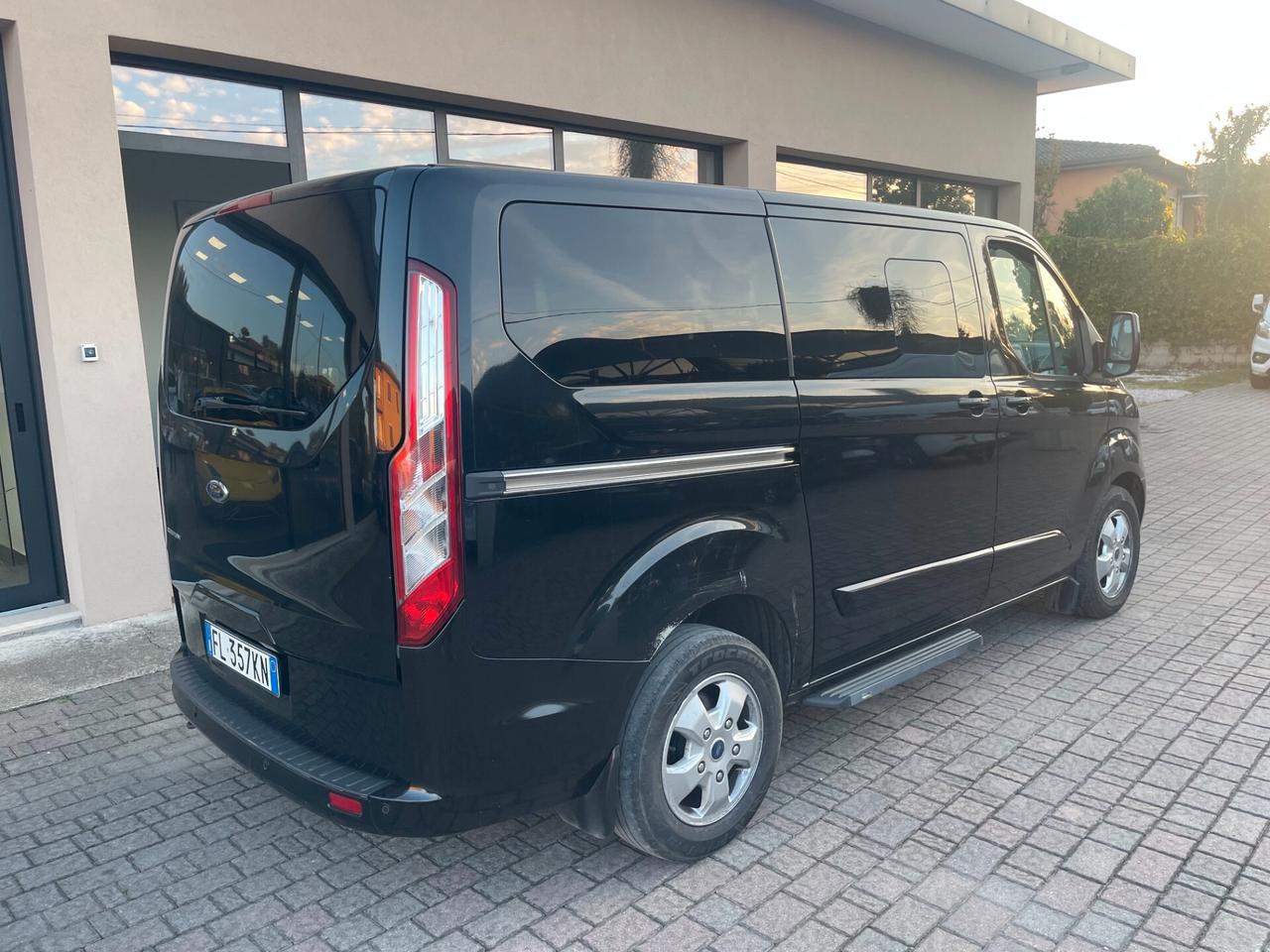 Ford Tourneo Custom 310 2.0 TDCi 170CV PC Titanium