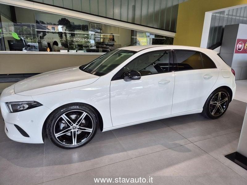 Mercedes-Benz Classe A A 180 d Automatic Sport Night Edition