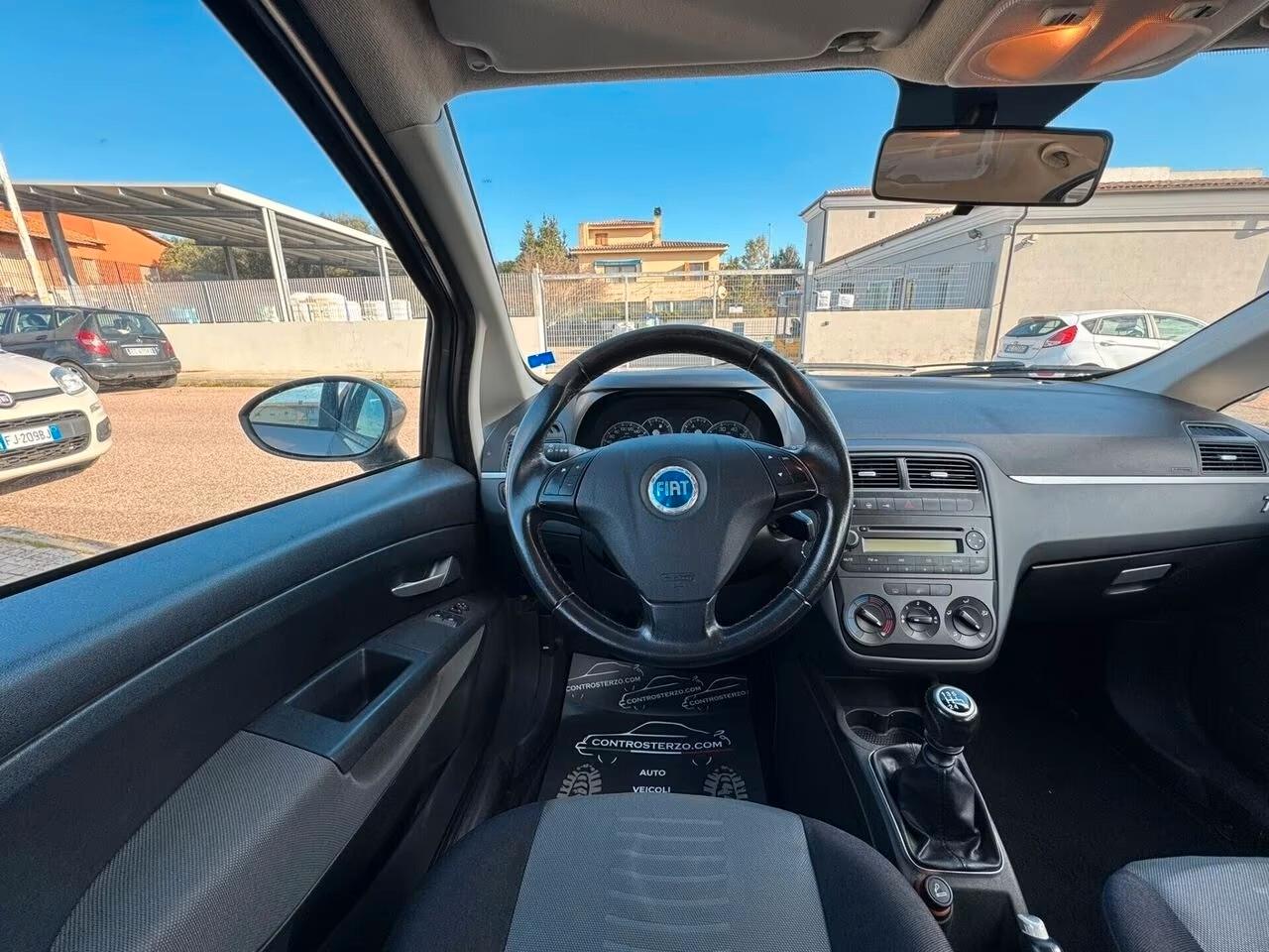 Fiat Punto 1.2 8V 5 porte Street ok neo patentati