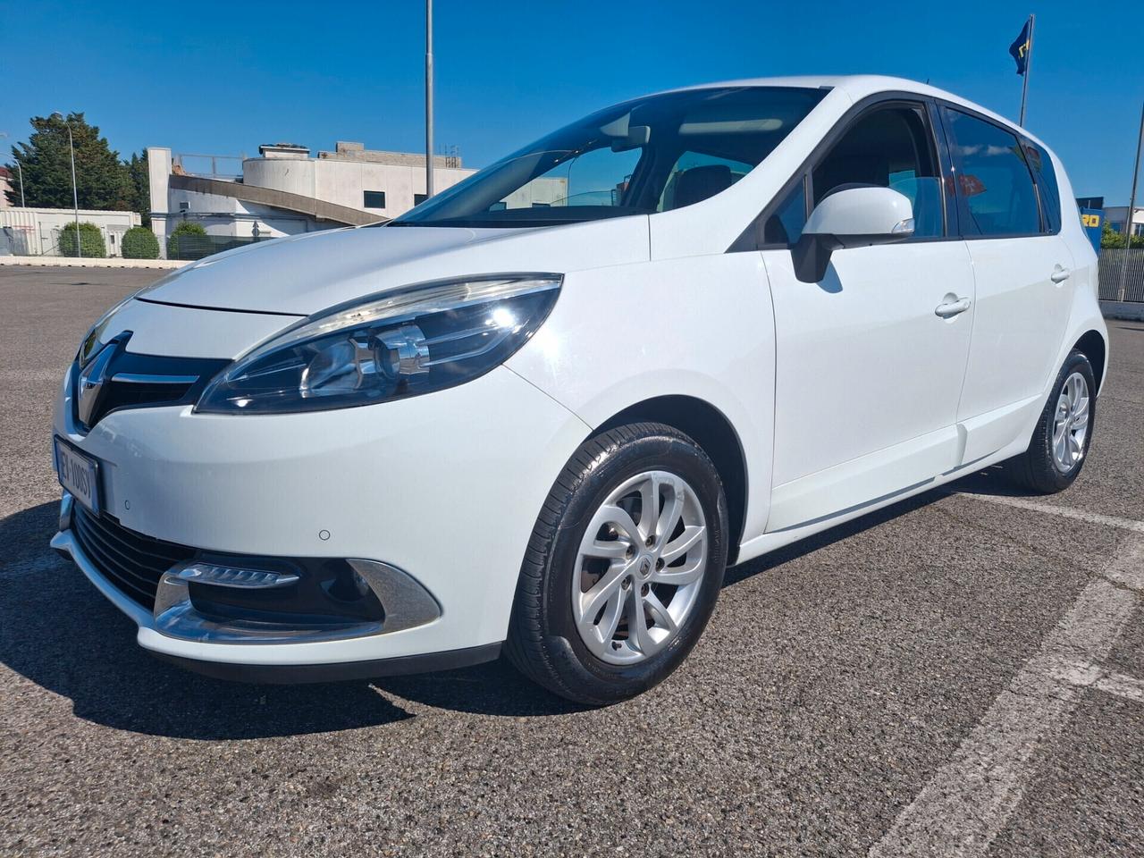 Renault Scenic XMod 1.5 dCi 110CV.Start&Stop-NAVIGATORE-