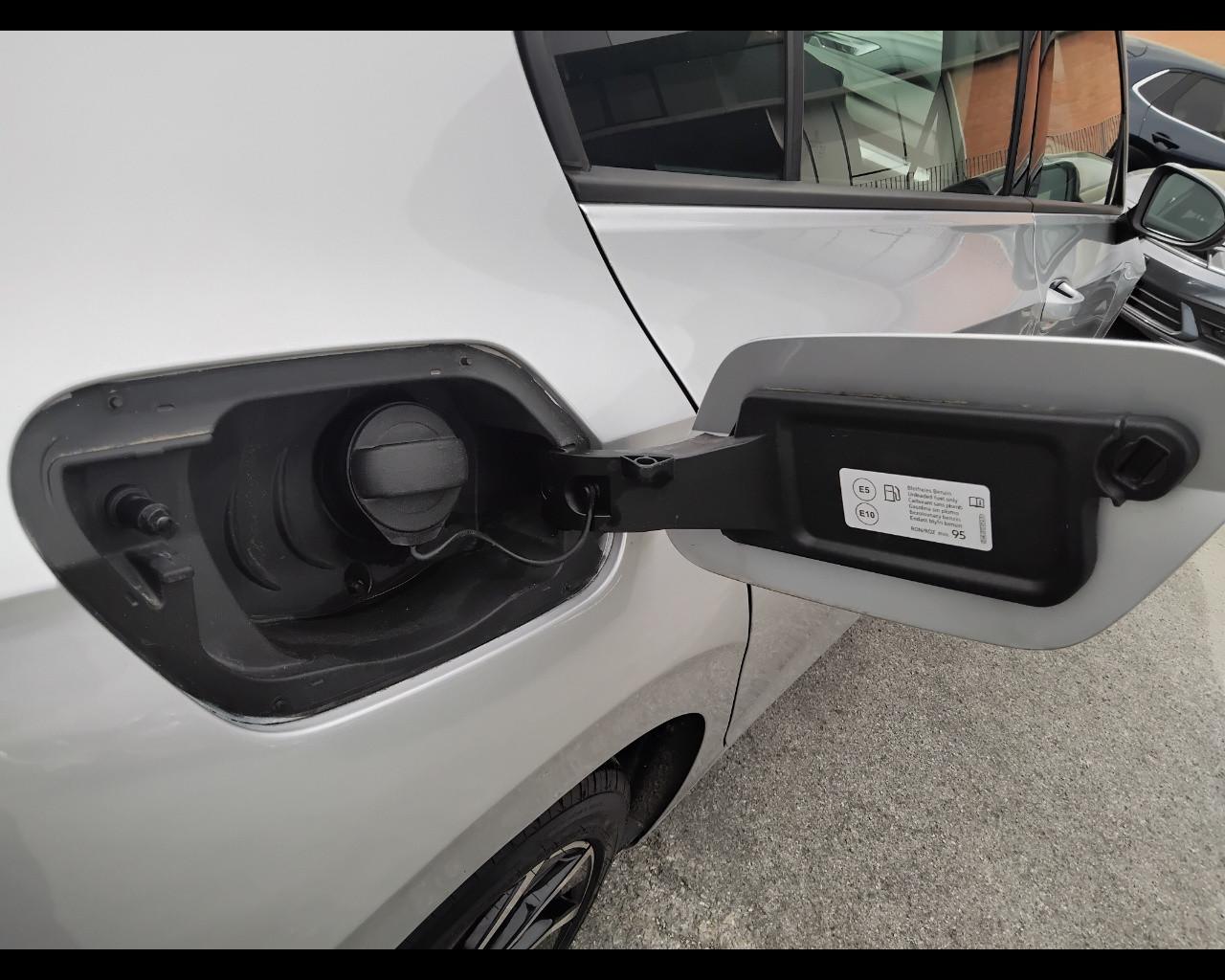 VOLKSWAGEN Golf VIII 2020 - Golf 1.0 tsi evo Life 110cv