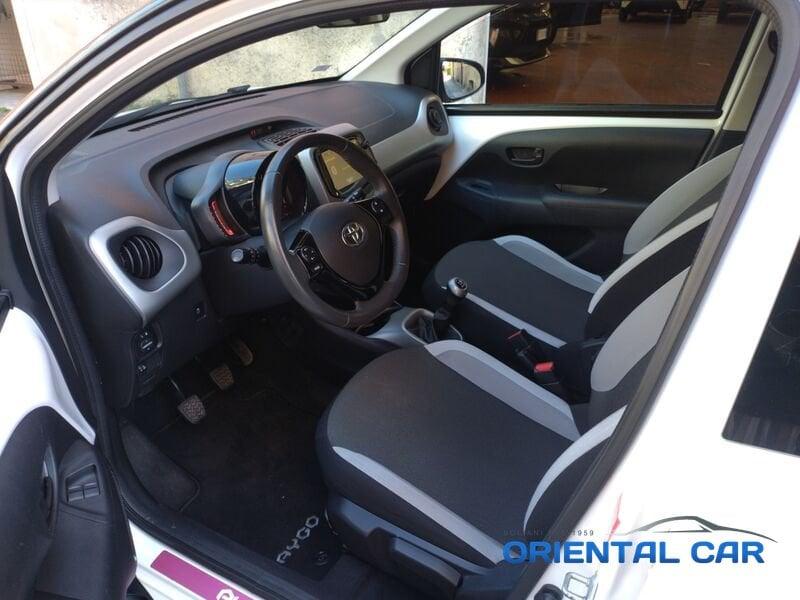 Toyota Aygo Aygo 5p 1.0 x-play AUTO BELLISSIMA CON SOLO 74.000 KM